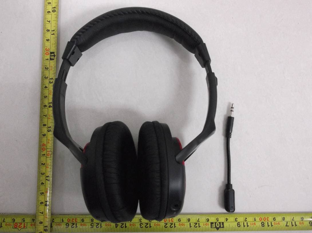 2.4G Wireless Headset - FCC ID ODCHW-390M - Shenzhen Badasheng Electronic Co., Ltd. (2)