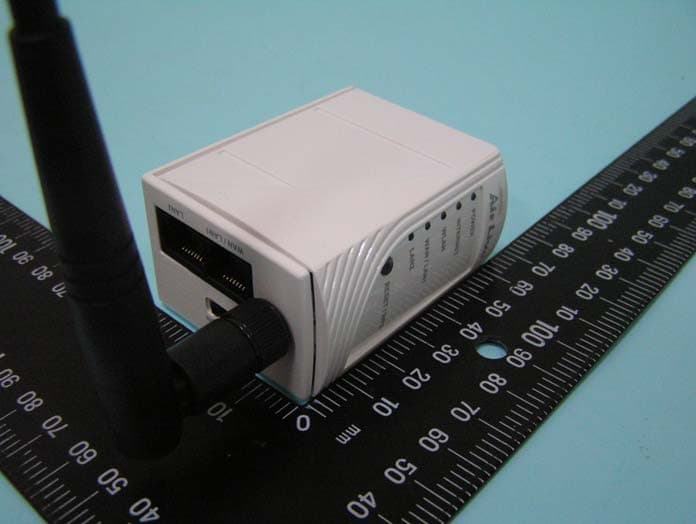 Wireless b/g/n Power Adapter Access Point - FCC ID ODMNPLUG - OvisLink Corp. (2)