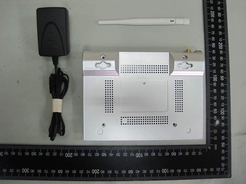 150Mbps SOHO Wireless Router - FCC ID ODMWN220R - OvisLink Corp. (4)