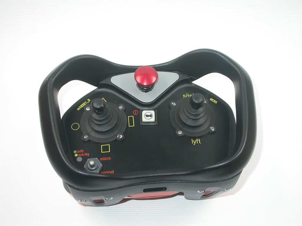 Remote Control Transmitter - FCC ID OG4MC95 - Akerstroms Bjorbo AB (2)