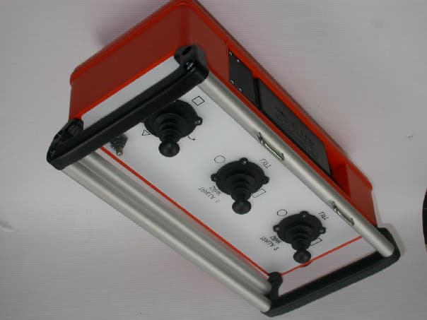 Remote Control Transmitter - FCC ID OG4MC97 - Akerstroms Bjorbo AB (2)