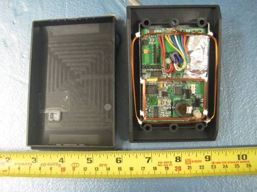 Dual Frequencies RFID Reader - FCC ID OGSDC1023 - Applied Wireless Identifications Group Inc.