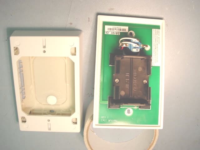 Remote Station - FCC ID OGUVER4052 - Midmark RTLS Solutions, Inc. (1)
