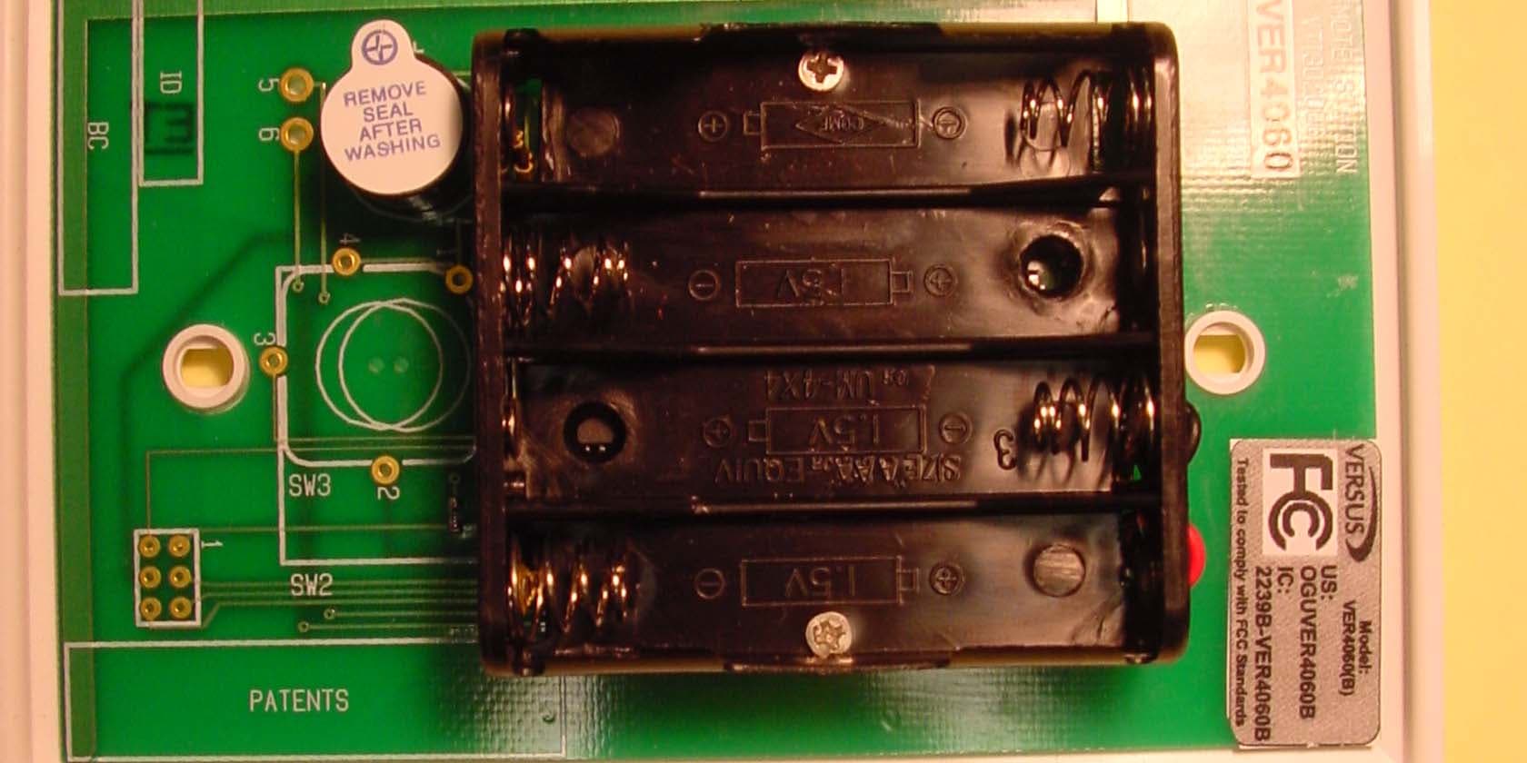 Push Button Remote Station - FCC ID OGUVER4060B - Midmark RTLS Solutions, Inc.