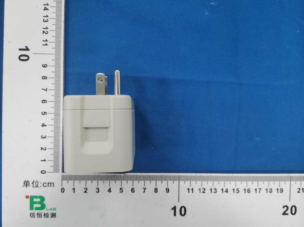 BLE Dual band plug-in sensor - FCC ID OGUVER5810 - Midmark RTLS Solutions, Inc. (4)