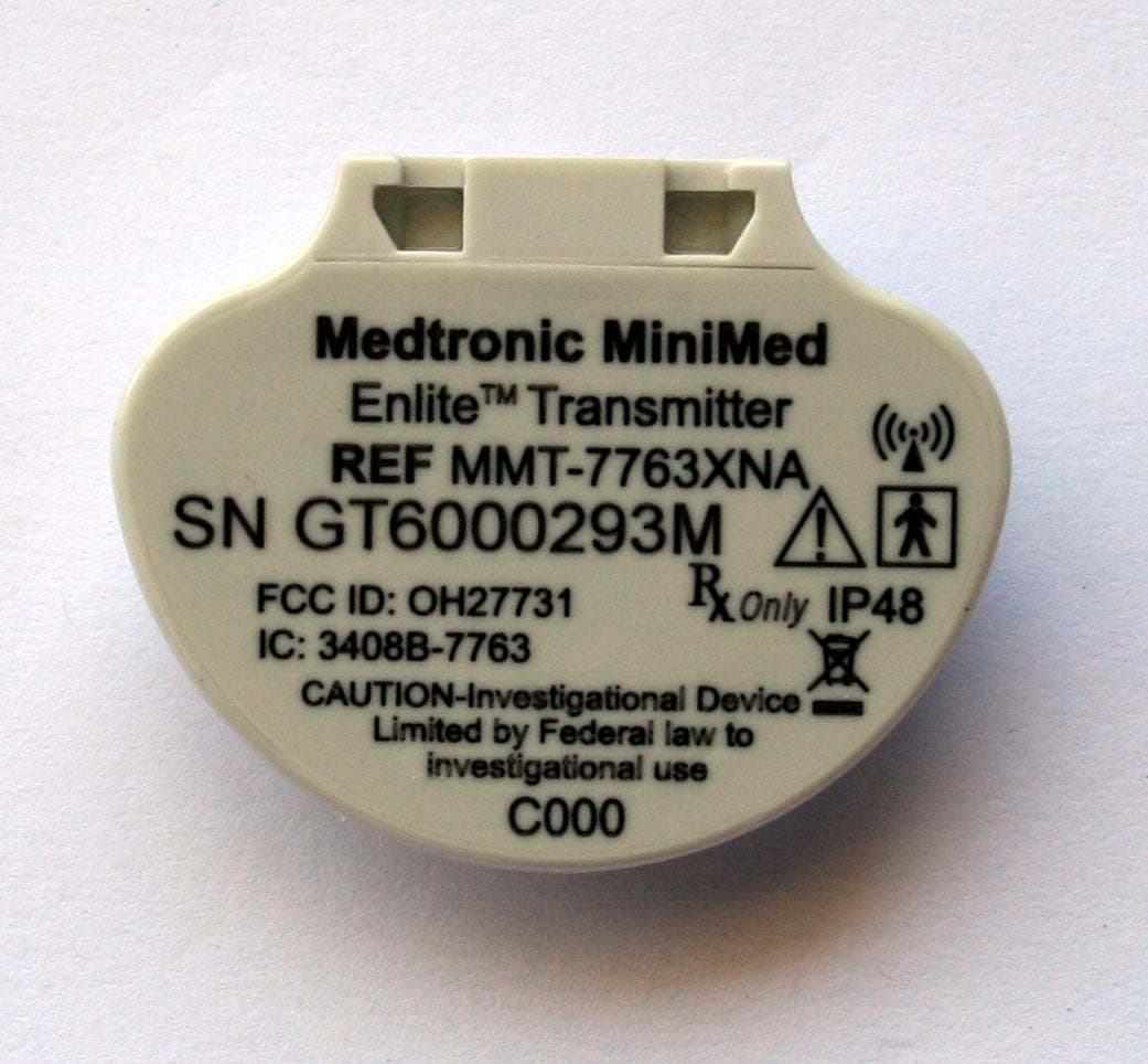 The Guardian Link transmitter is a component of the continuous glucose monitoring system for the MiniMed 600 series insulin pumps. The transmitter collects data from the glucose sensor and then wirelessly sends the data to the insulin pump. - FCC ID OH27731 - Medtronic MiniMed, Inc.