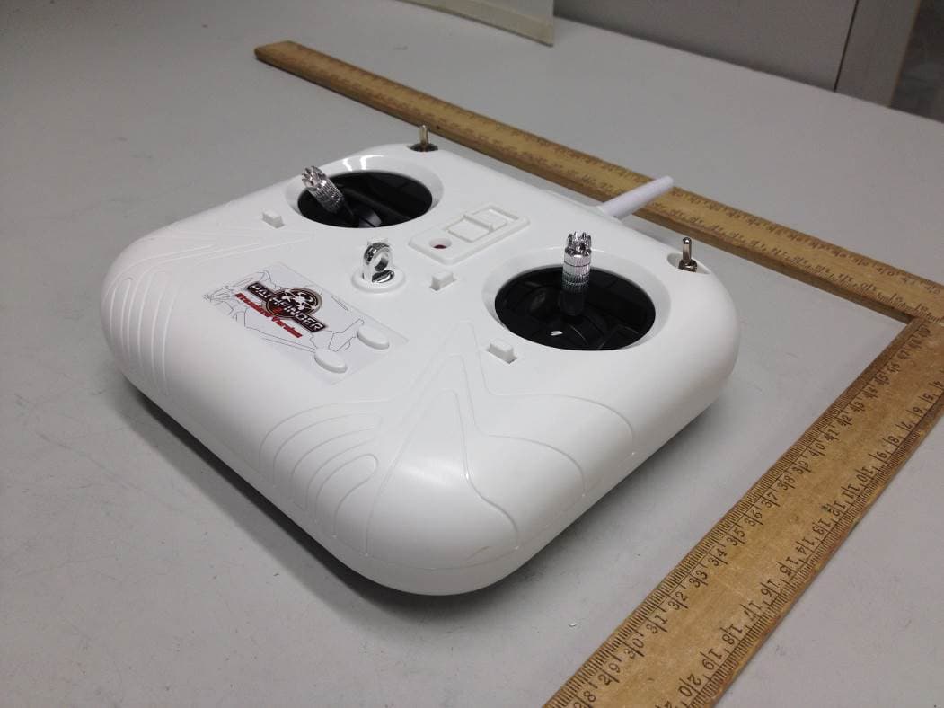 Radio Control Toy Transmitter (2.4GHz) - FCC ID OH360981000002 - GUANGDONG SHANTOU CHENGHAI HUAJUN AEROMODELLING PLASTIC TOYS FACTORY (3)