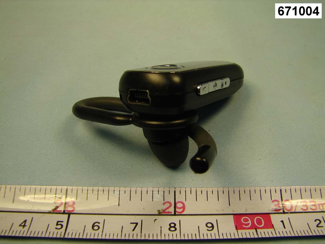 BLUETOOTH HEADSET - FCC ID OHH-BC3200 - Cal-Comp Electronics (Thailand) Co. Ltd. (4)