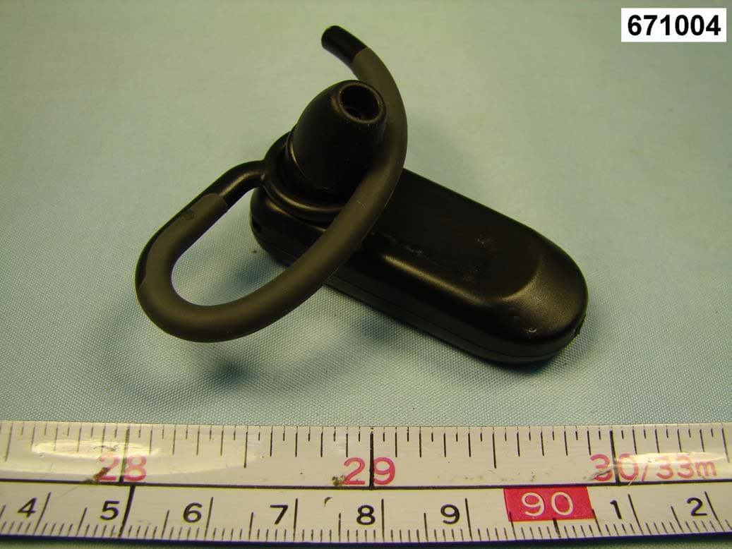 BLUETOOTH HEADSET - FCC ID OHH-BC3200 - Cal-Comp Electronics (Thailand) Co. Ltd. (3)