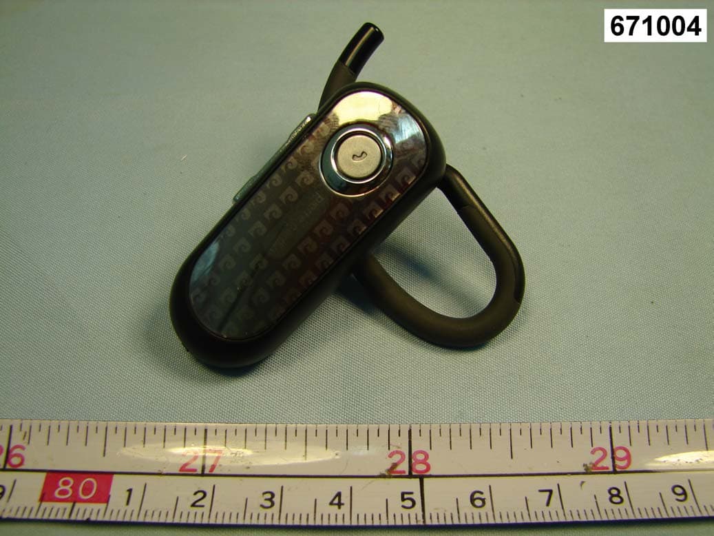 BLUETOOTH HEADSET - FCC ID OHH-BC3200 - Cal-Comp Electronics (Thailand) Co. Ltd. (2)