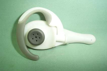 Bluetooth Headset - FCC ID OHH-CHYN4590 - Cal-Comp Electronics (Thailand) Co. Ltd. (3)