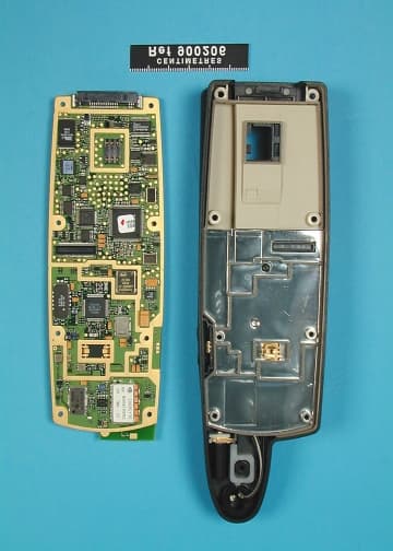 Mobile Phone for the Globalstar/ GSM network - FCC ID OHLR290SAT - Ericsson Mobile Communications (UK) Ltd.