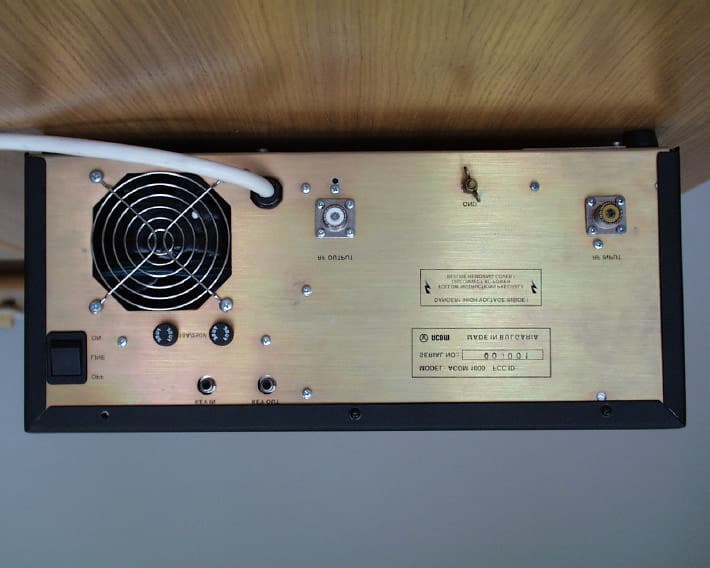 ACOM 1000 HF Liner Ampifier - FCC ID OITAA1000 - ACOM International, Inc.
