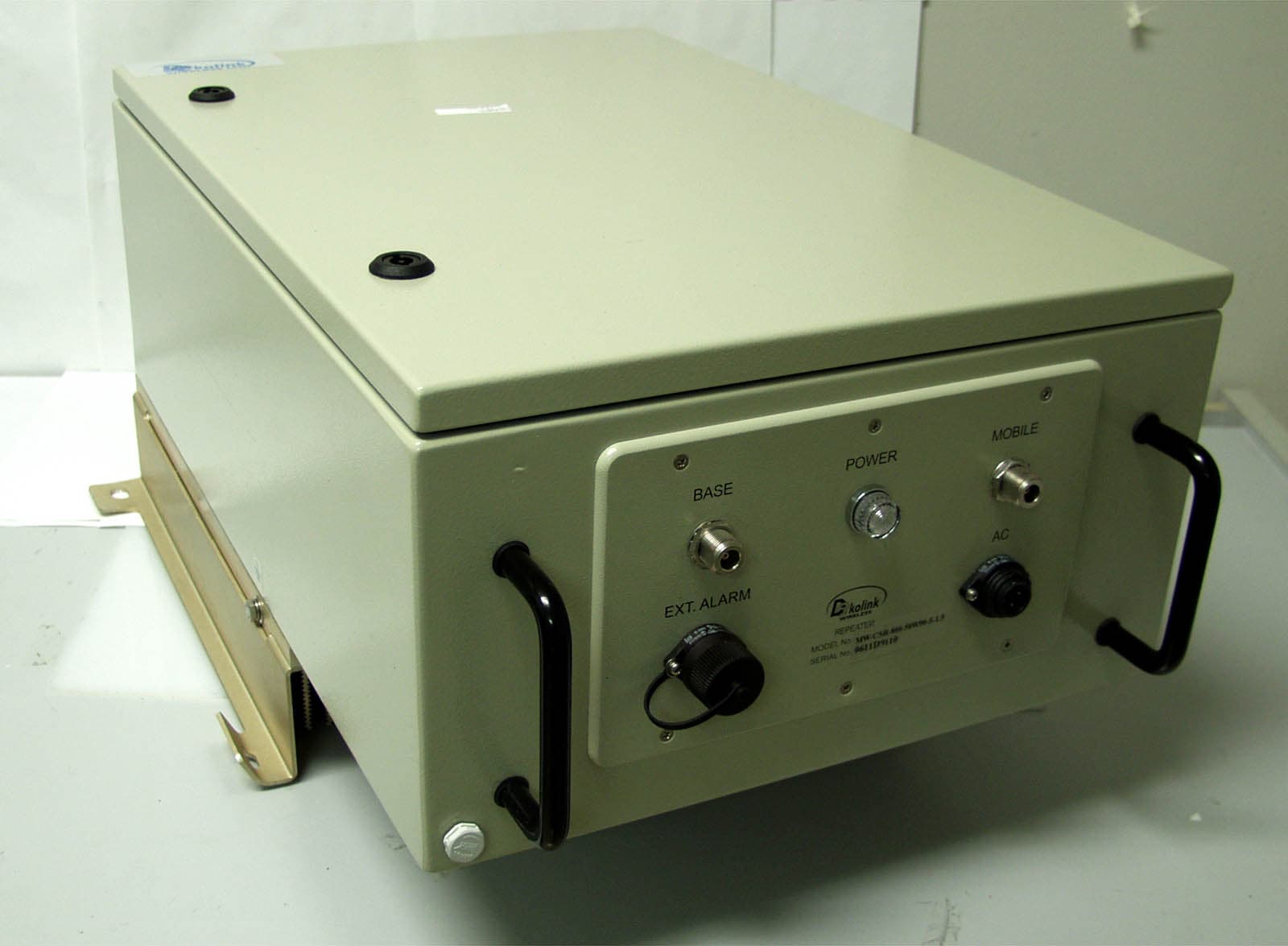 Bi-Directional Booster - FCC ID OIWCSR80050W90D - Dekolink Wireless Ltd