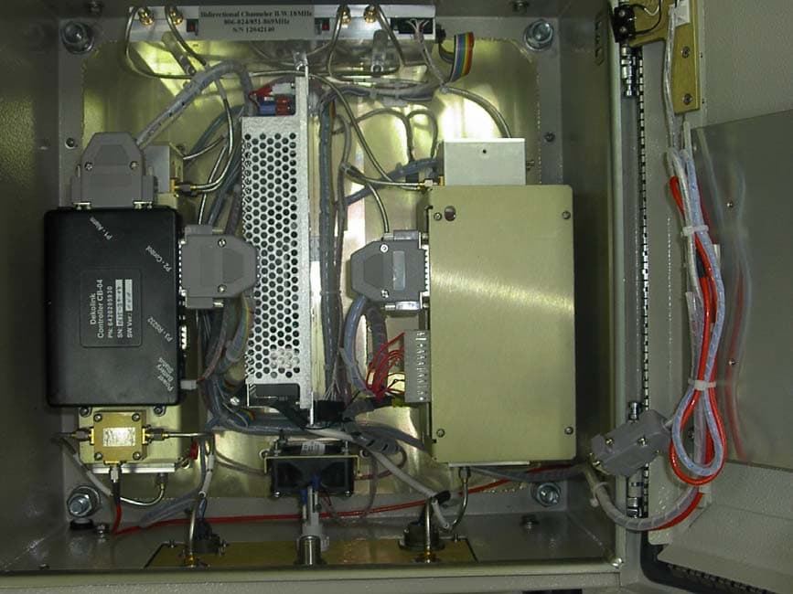 Bi-Directional Booster - FCC ID OIWCSRESMR25W90 - Dekolink Wireless Ltd