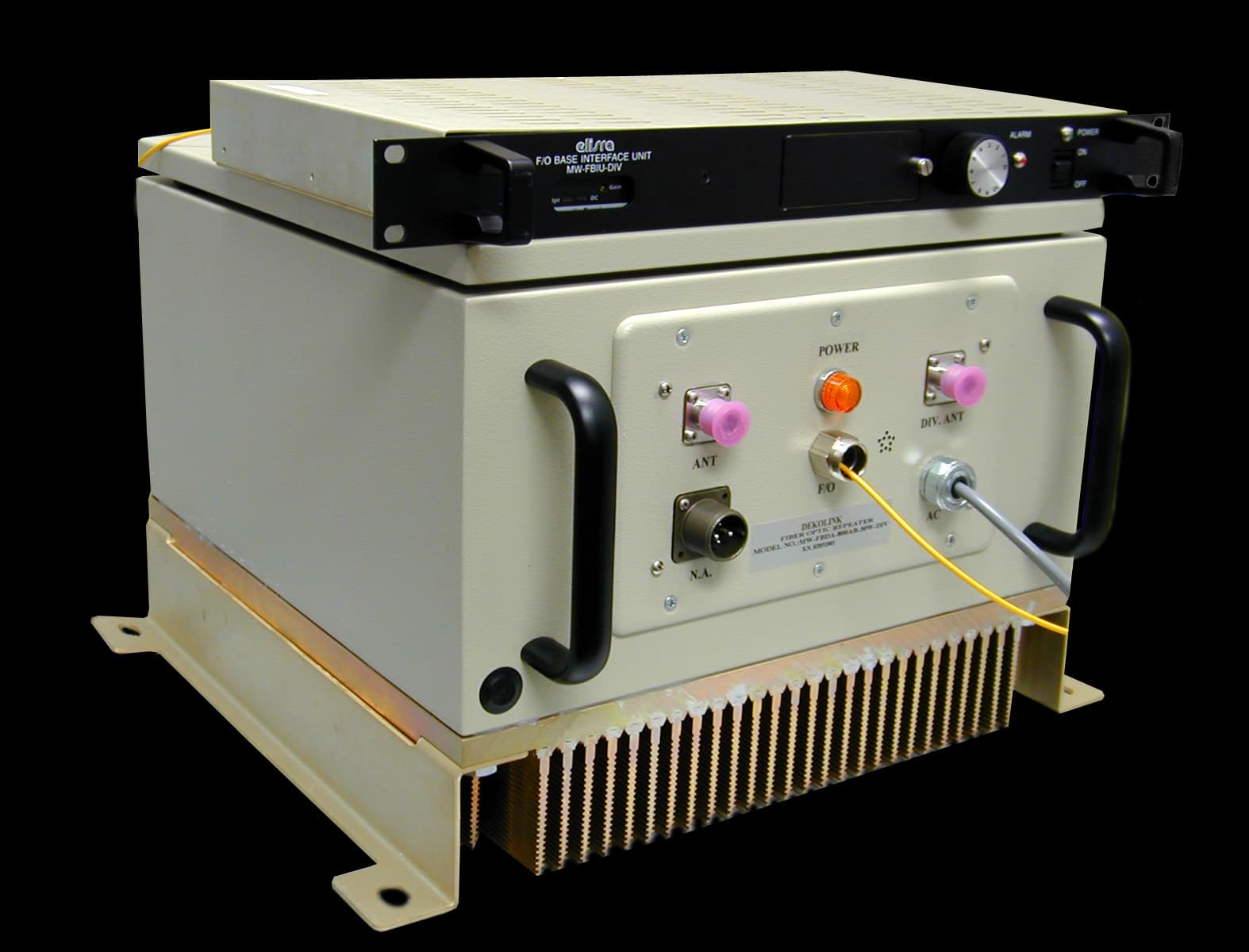MW-FBDA-800AB-50W-DIV - FCC ID OIWFBDA800AB50WD - Dekolink Wireless Ltd (2)