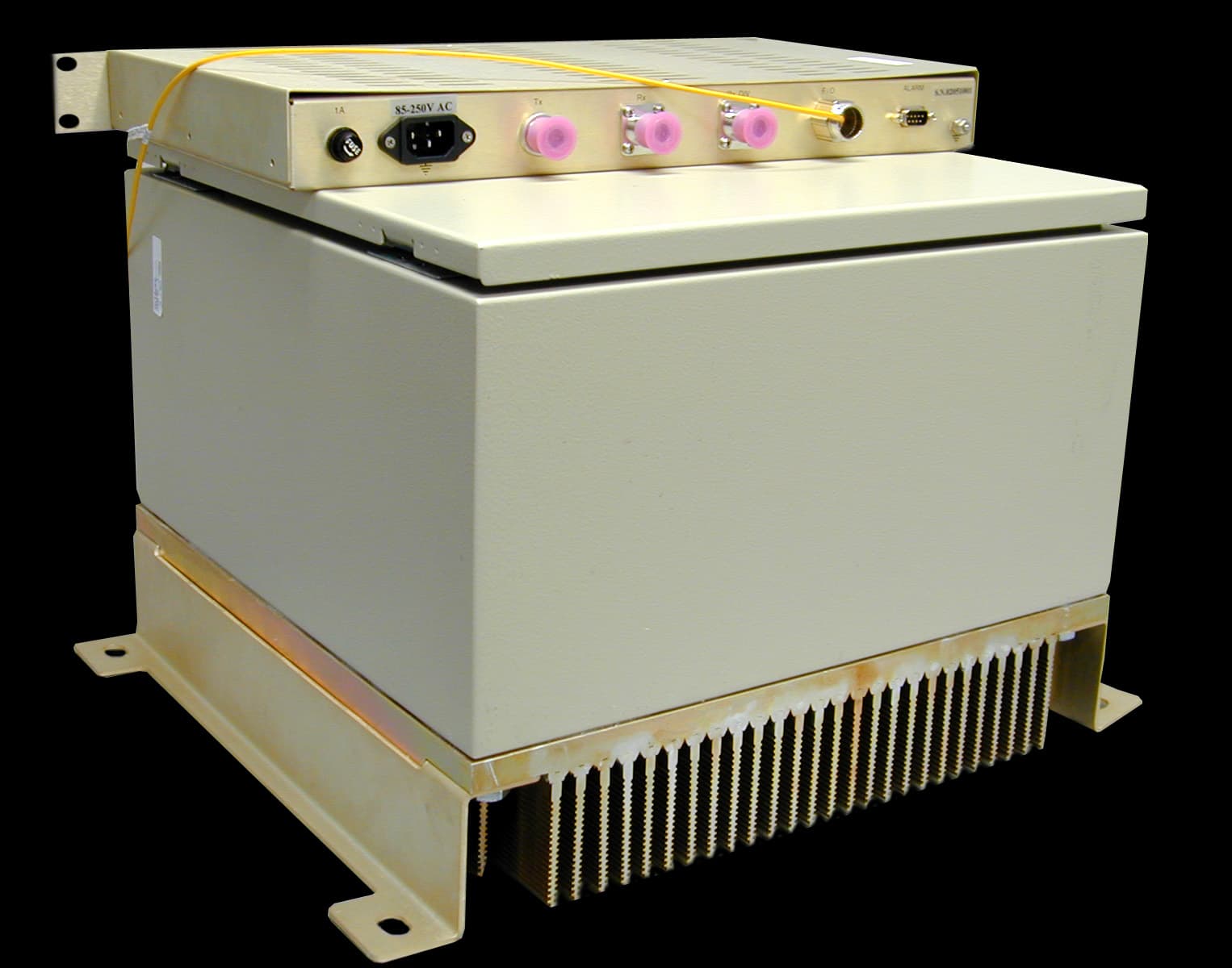 MW-FBDA-800AB-50W-DIV - FCC ID OIWFBDA800AB50WD - Dekolink Wireless Ltd