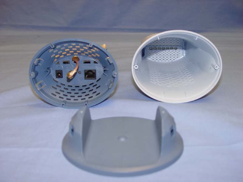 EMAX IDU Wireless Broadband - FCC ID OJB-SSIDU-365 - Axxcelera Broadband Wireless, Inc. (2)