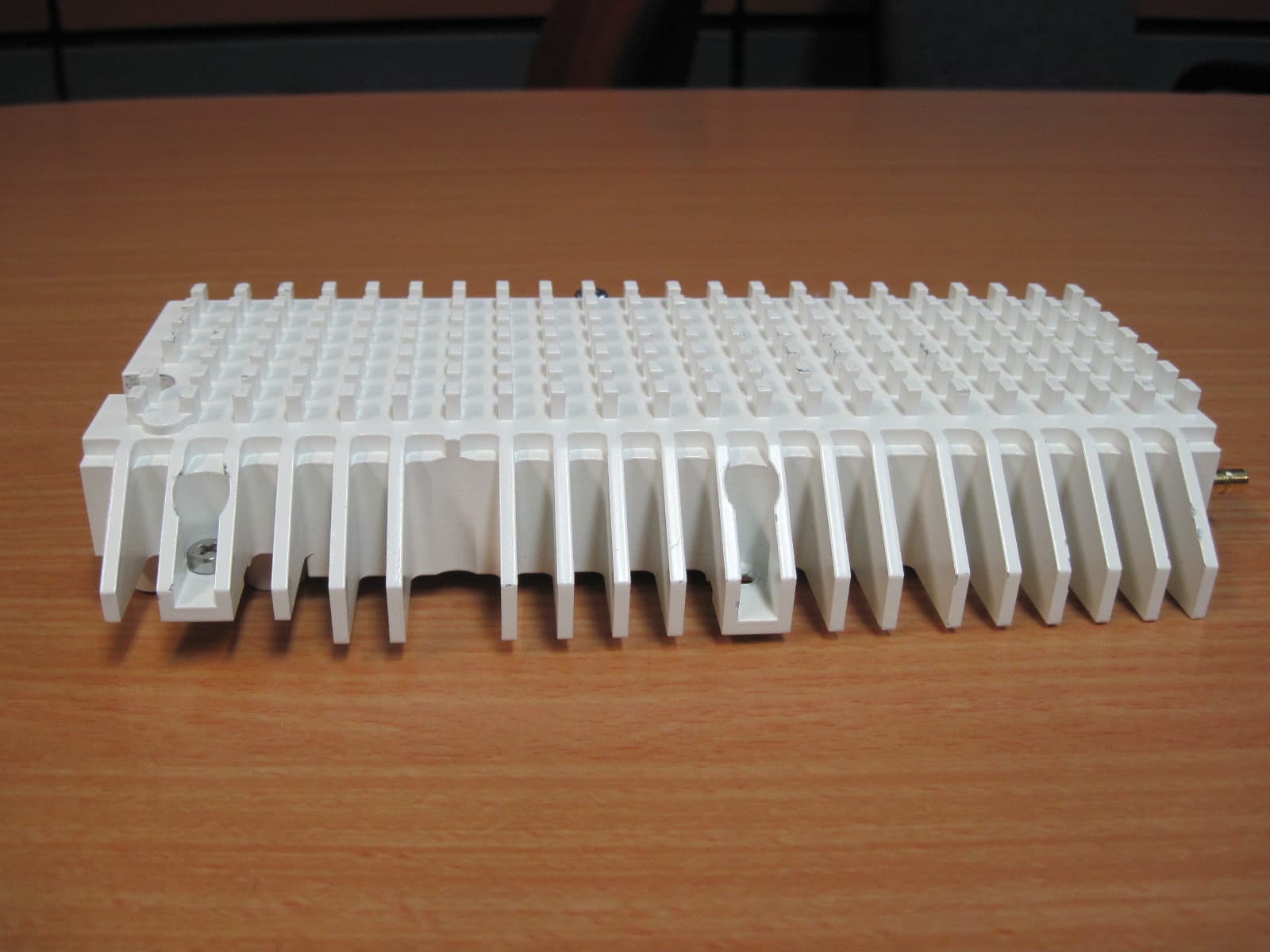 Corning Optical Network Evolution (ONE) Solutions 600MHz and FirstNet700 Remote eXpansion Unit (RXU67) - FCC ID OJF1RXU67 - Corning Optical Communication LLC (4)
