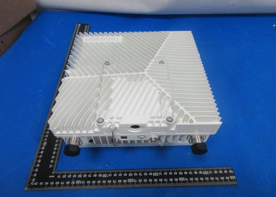 Low Band dRAU - FCC ID OJFDLRU678 - Corning Optical Communication LLC (5)