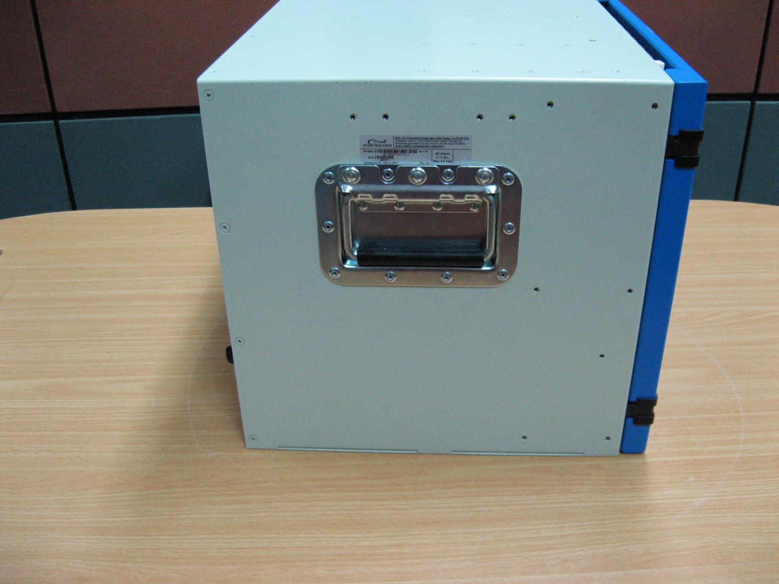 HX HIGH POWER DAS REMOTE UNIT AWS/LTE - FCC ID OJFHXA17L70 - Corning Optical Communication LLC (3)