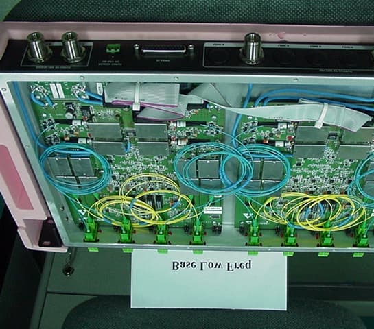 In Building Repeater - FCC ID OJFLITENNA0LF0SB0 - Corning Optical Communication LLC (2)