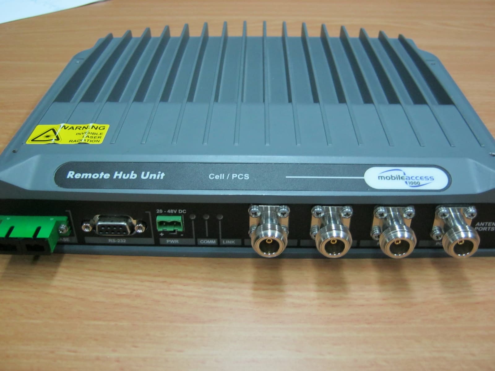 REMOTE HUB UNIT - FCC ID OJFMA1K-CP-HLN - Corning Optical Communication LLC (2)