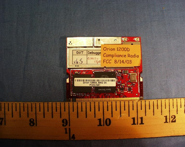 In Building RF Distribution System - FCC ID OJFMA850 - Corning Optical Communication LLC