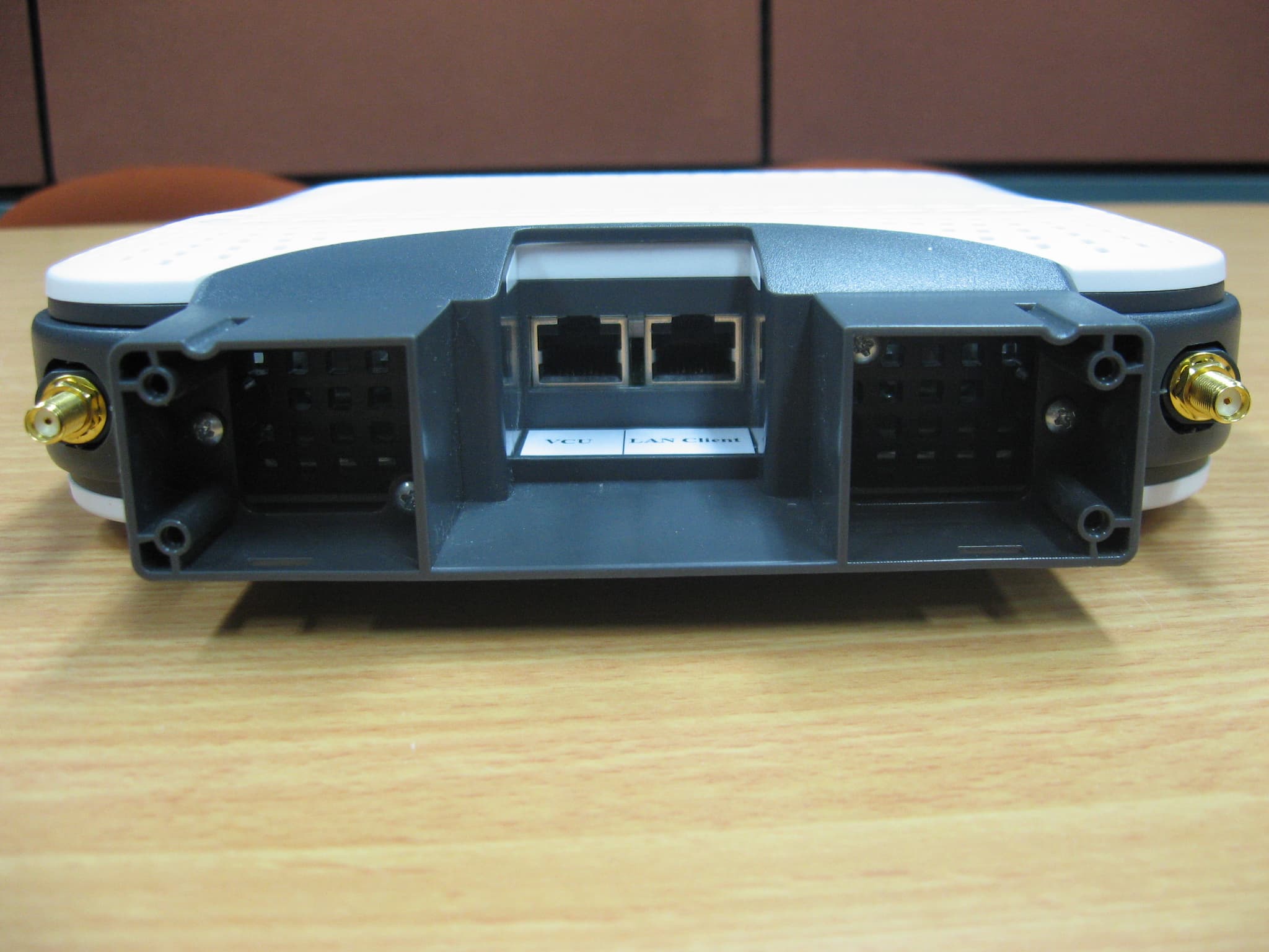 VE WiMAX 2.5 GHz DISTRIBUTED ANTENNA SYSTEM - FCC ID OJFVE-WIMAX-25E - Corning Optical Communication LLC (3)