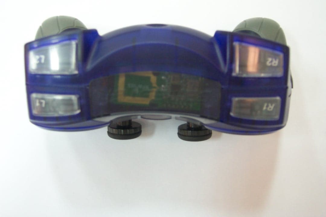 Wireless Game Pad - FCC ID OJJRC73610 - Radica Games Ltd. (3)