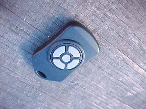 Keyfob Transmitter - FCC ID OJM-CMD-KEYX-XXXA - Linx Technologies (3)