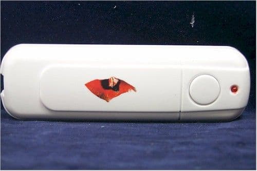 R/C Transmitter for Door Chime - FCC ID OK71100 - Daka Development Ltd.