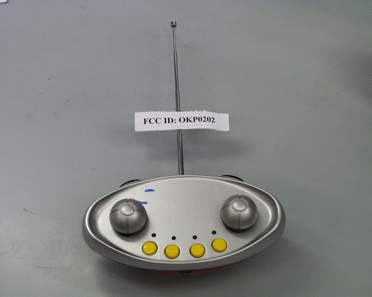 Remote Control Toy Robot - FCC ID OKP0202 - WowWee Group Limited