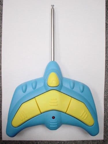 27 MHz R/C Toy Transmitter - FCC ID OKP4022 - WowWee Group Limited