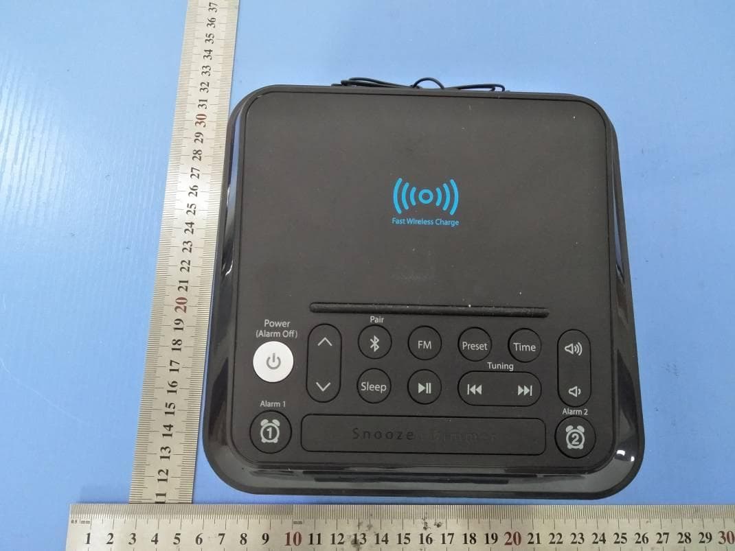 Bluetooth Alarm Clock Speaker with Wireless charger and FM Radio - FCC ID OKU32A541 - Shenzhen Junlan Electronic Ltd (3)