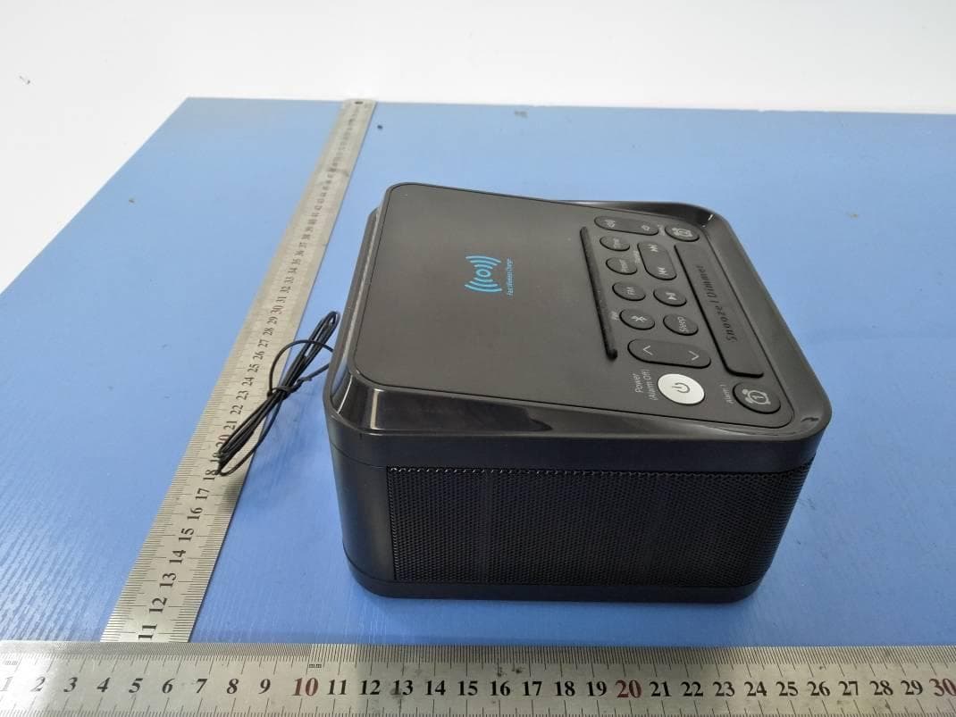Bluetooth Alarm Clock Speaker with Wireless charger and FM Radio - FCC ID OKU32A541 - Shenzhen Junlan Electronic Ltd (4)
