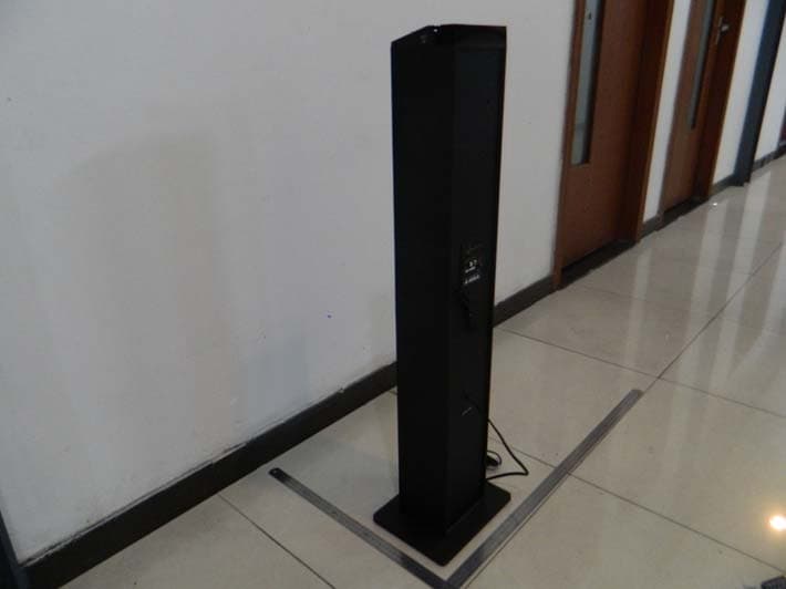 Bluetooth Tower Stereo with USB Charging Port - FCC ID OKUTSB14647 - Shenzhen Junlan Electronic Ltd (2)