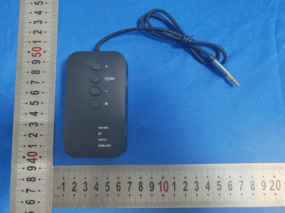 AI Karaoke Adapter - FCC ID OKUWR5410AA - Shenzhen Junlan Electronic Ltd (2)
