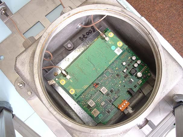 4070 DECT Base Station - FCC ID OL34070 - ALE International