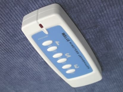RF Remote Control - FCC ID OLJM9710 - Ming Jong Technologies Co Ltd