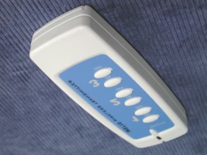 RF Remote Control - FCC ID OLJM9710 - Ming Jong Technologies Co Ltd (2)