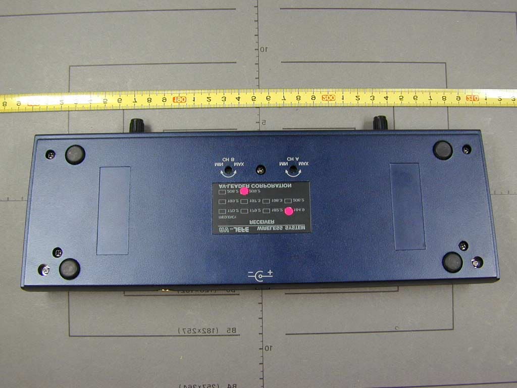 Wireless Microphone Reciever - FCC ID OLM-JR14 - Av-Leader Corp. (2)