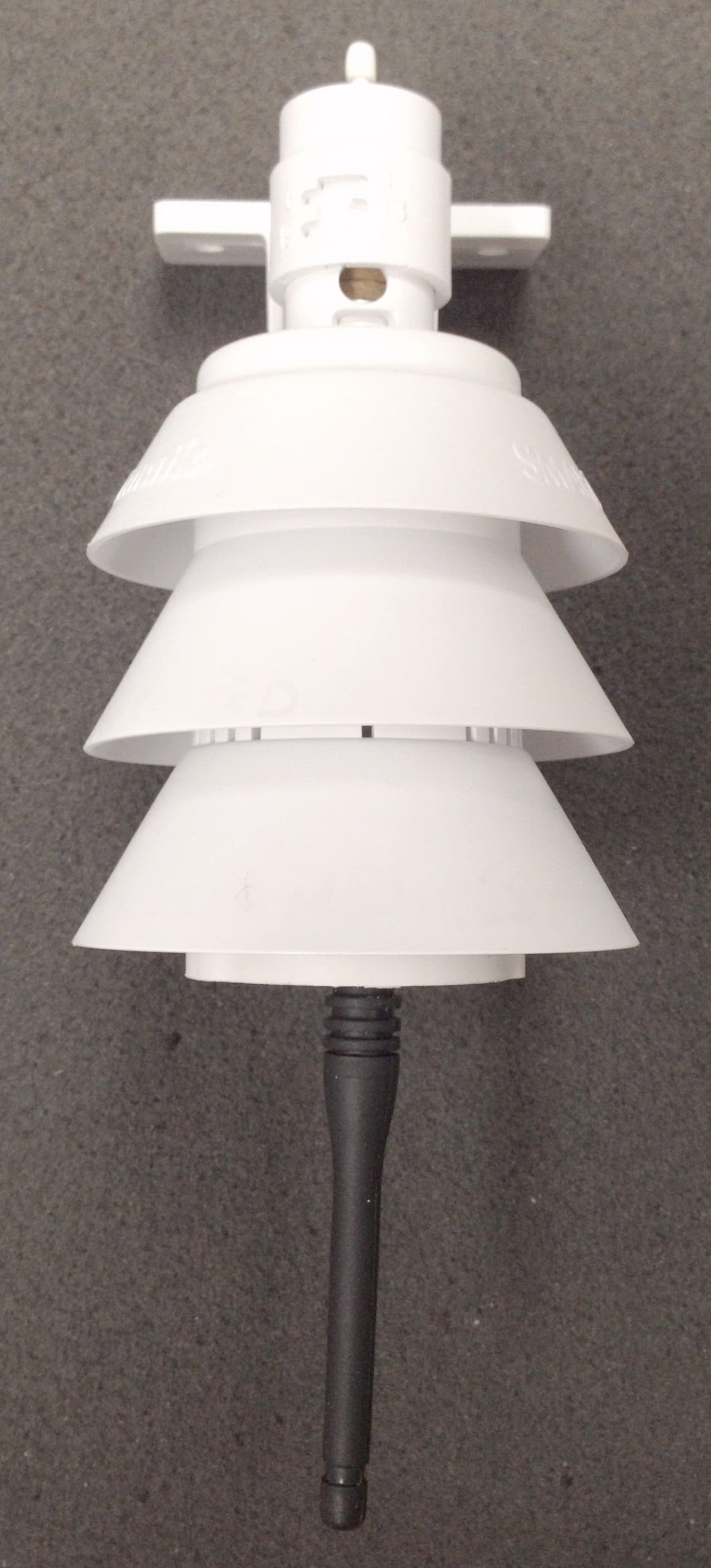 Outdoor weather station - FCC ID OLPSLW5900MZ - Telsco Industries, Inc. (2)