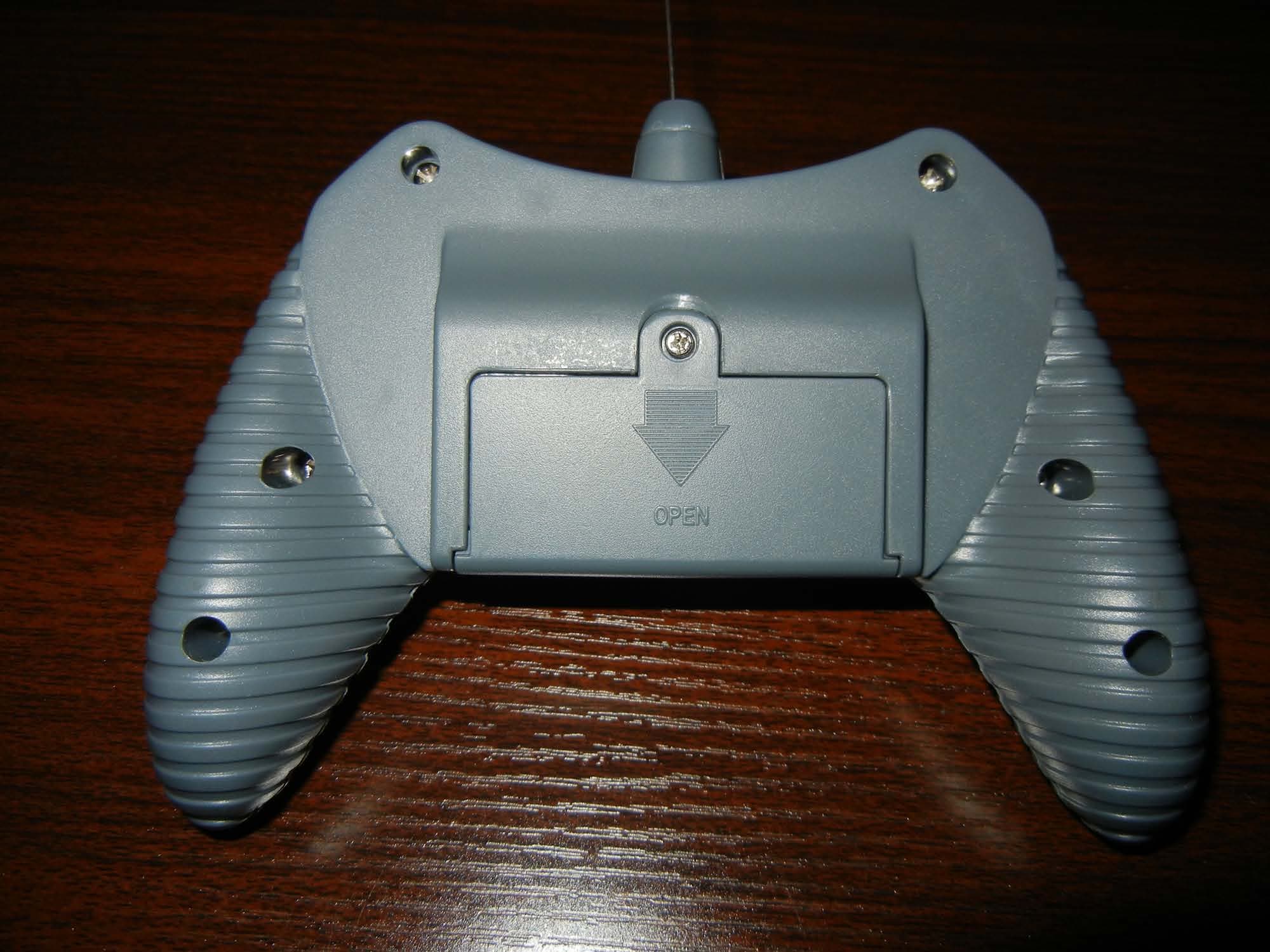 26.96-27.28 MHz WIRELESS REMOTE CONTROL TOY - TX - FCC ID OM601400T27 - Ronin Syndicate LLC