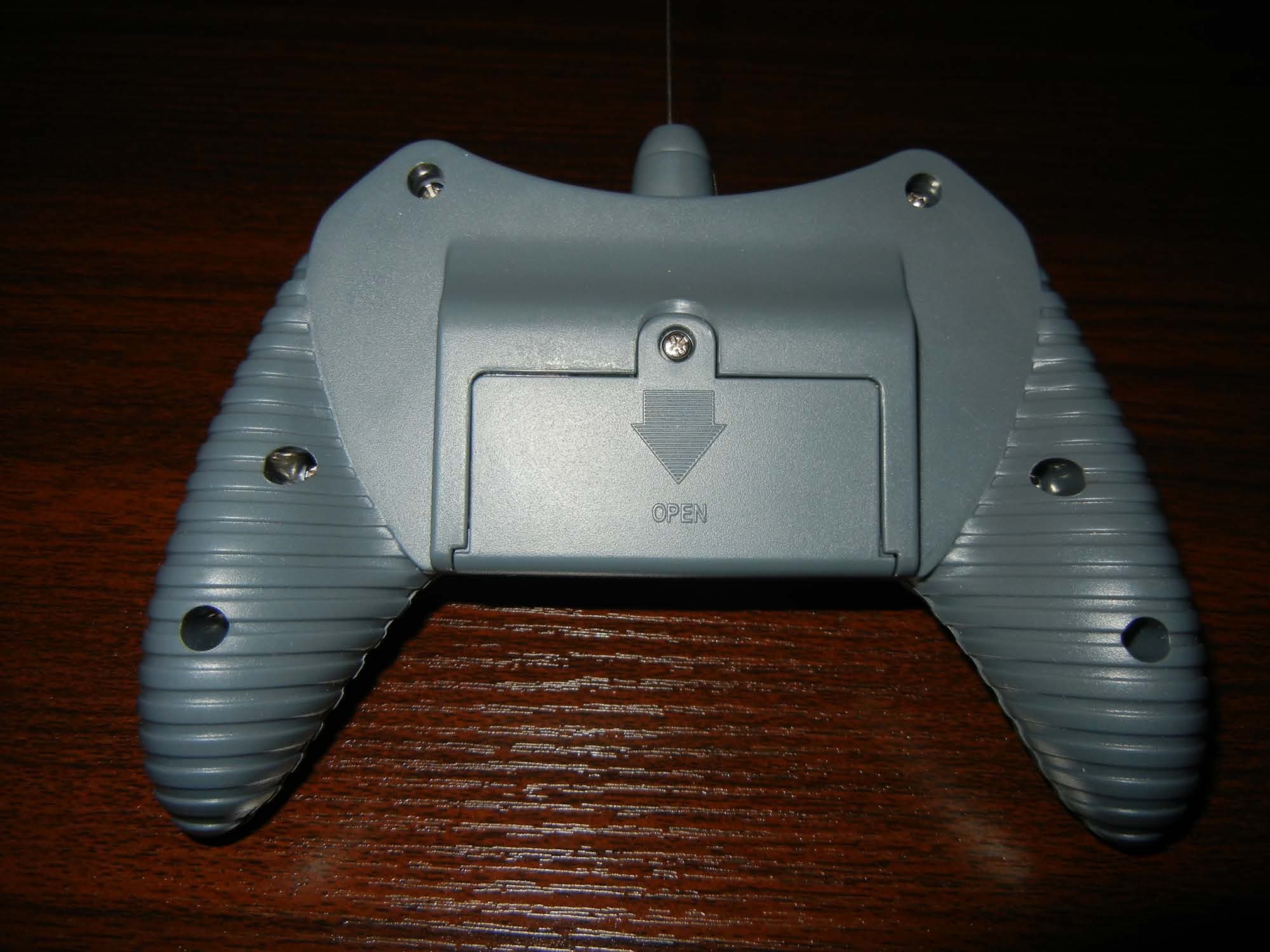 49.82-49.90 MHz WIRELESS REMOTE CONTROL TOY - TX - FCC ID OM601401T49 - Ronin Syndicate LLC (2)