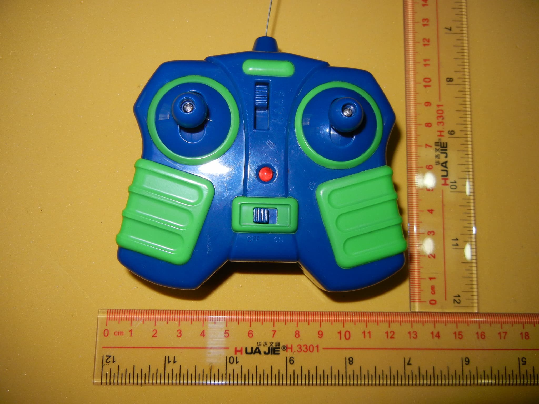 26.96-27.28 MHz WIRELESS REMOTE CONTROL TOY-TX - FCC ID OM601480T27 - Ronin Syndicate LLC