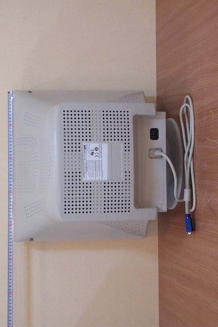 19" CRT Monitor - FCC ID OMNB19BL - IMRI CO.,LTD.