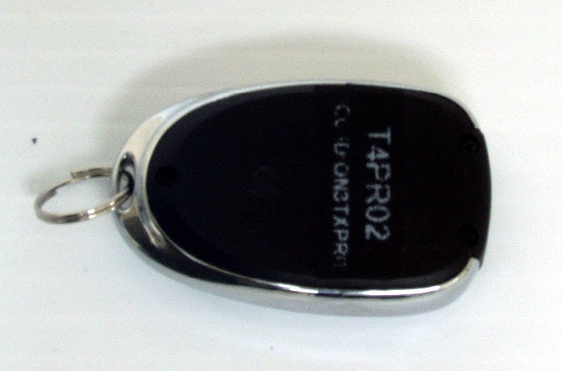 GARAGE DOOR REMOTE CONTROL - FCC ID ON3TXPR02 - Prastel S.p.A. (2)