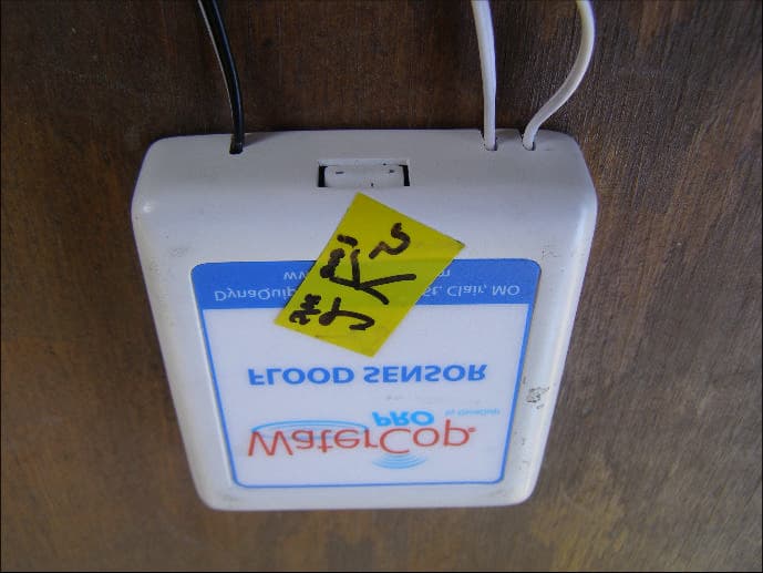 Flood Sensor - FCC ID ONCWPFS - DynaQuip Controls (3)