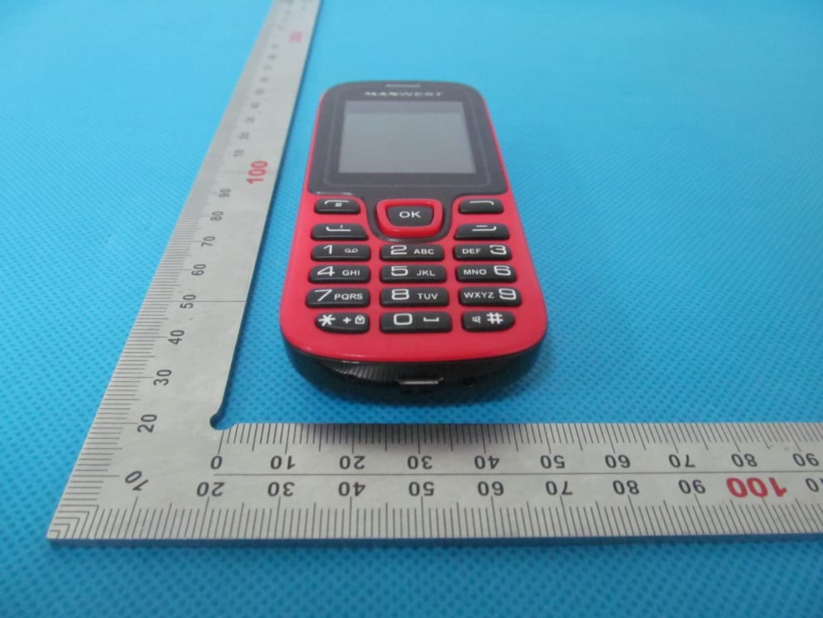 Quad-Band GSM Mobile Phone with BT - FCC ID ONGMX100 - MAXWEST TELECOM (4)